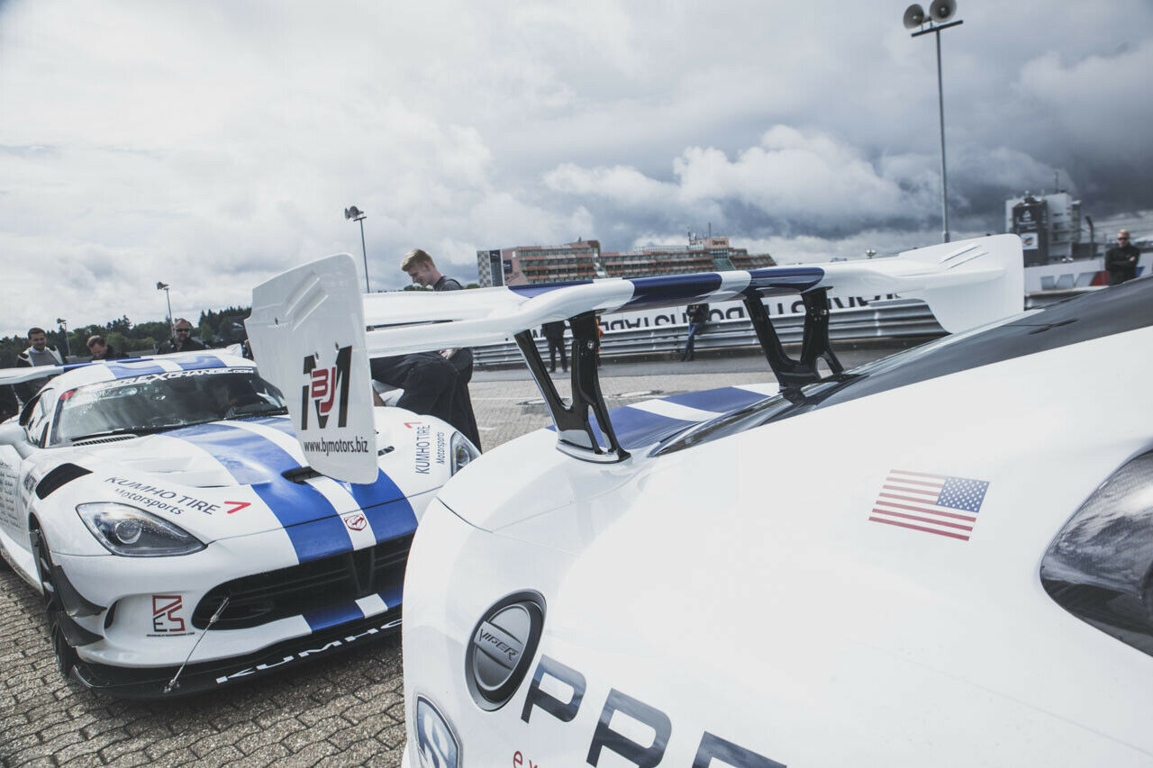 MOTOR-TALK war live beim ersten Rekordversuch der Dodge Viper ACR auf der Nürburgring Nordschleife