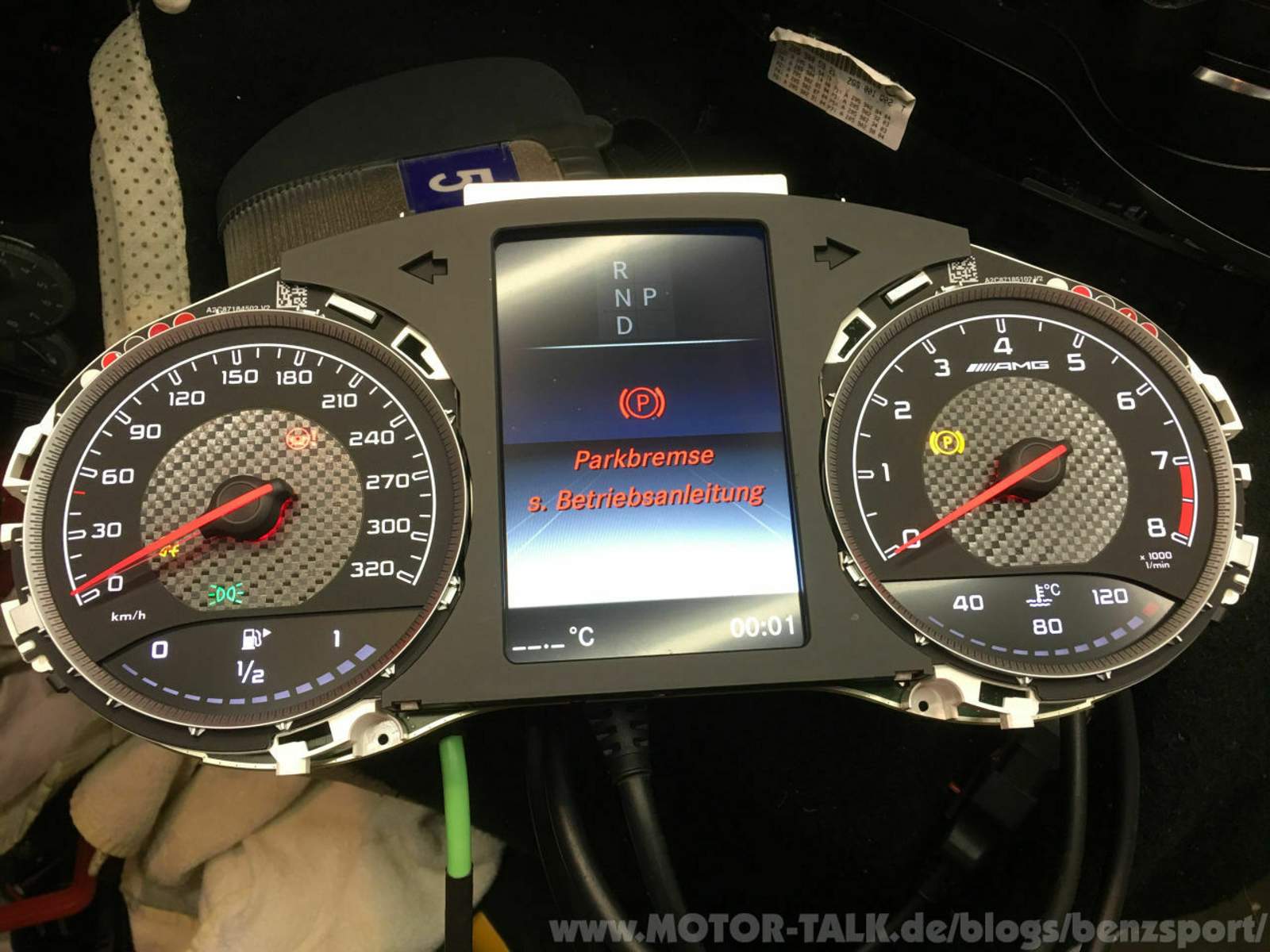 AMGMENÜ im W205 W213 2Tuben Tacho und W222 W213 Full LCD benzsport