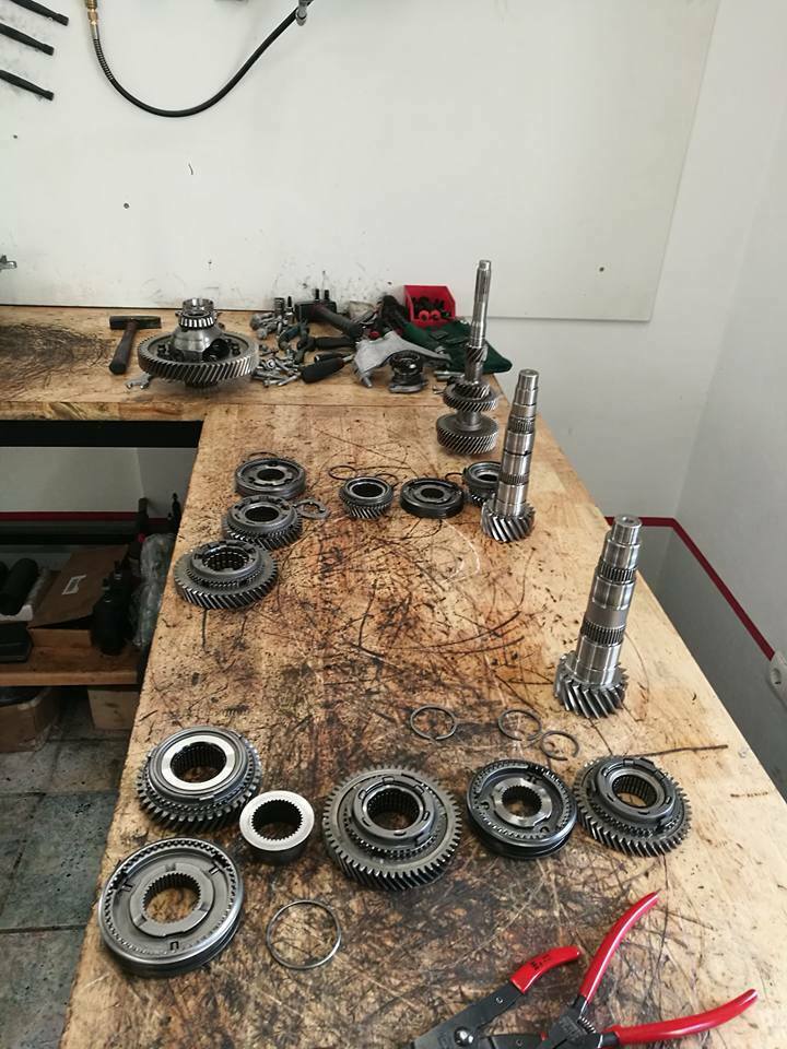 Wie viel km habt ihr schon auf euren 6 Gang Getriebe (M32)?