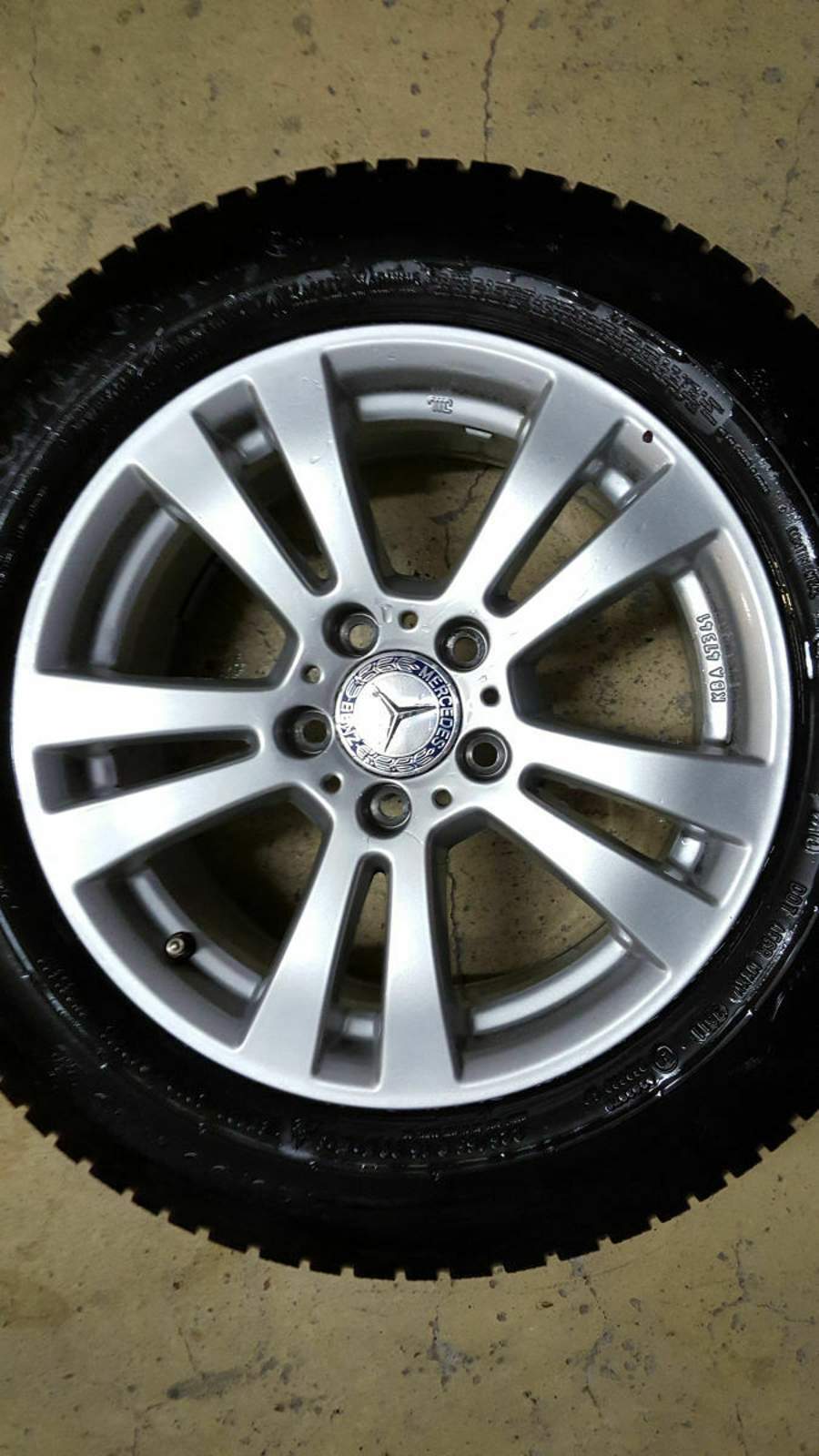 S212 R16 Mercedes Benz W212 S212 Winterreifen 225/55 R16 99H : Biete