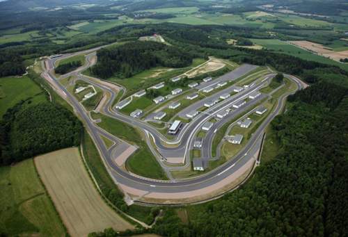 Die Rennstrecke Bilster Berg aus der Luft aufgenommen