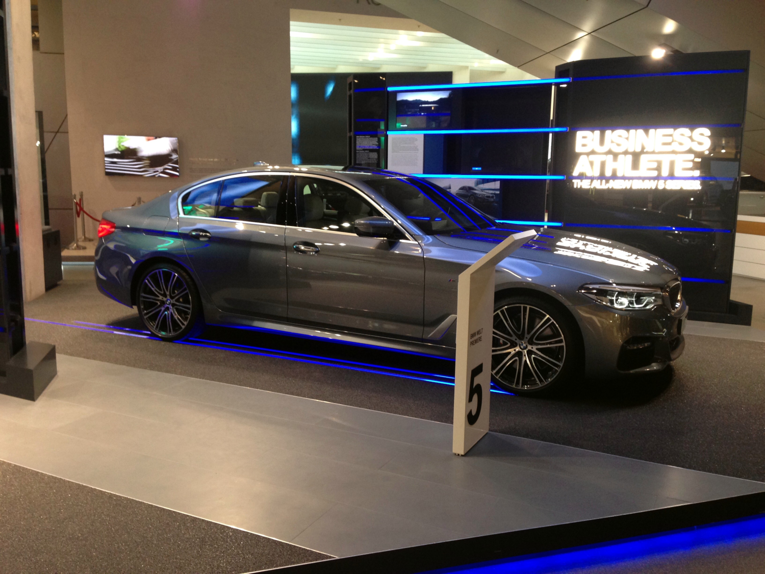 Wird der G30 schon in der BMW Welt in München ausgestellt?