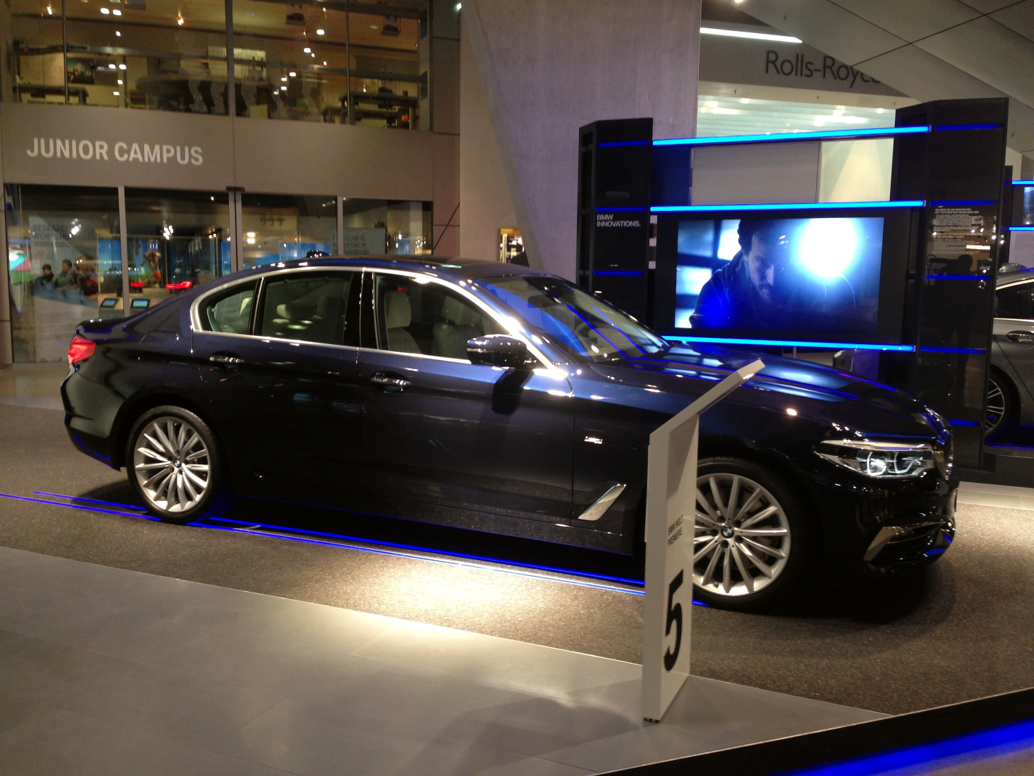 Wird der G30 schon in der BMW Welt in München ausgestellt?