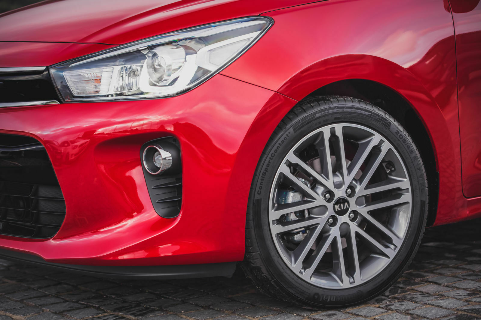 Die 17-Zöller am Testwagen wirken fast zu klein für den gewachsenen Rio