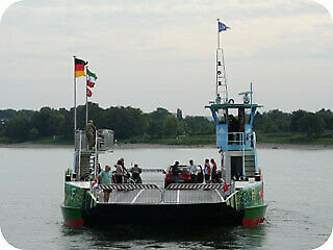 Autofaehre-mondorf-3