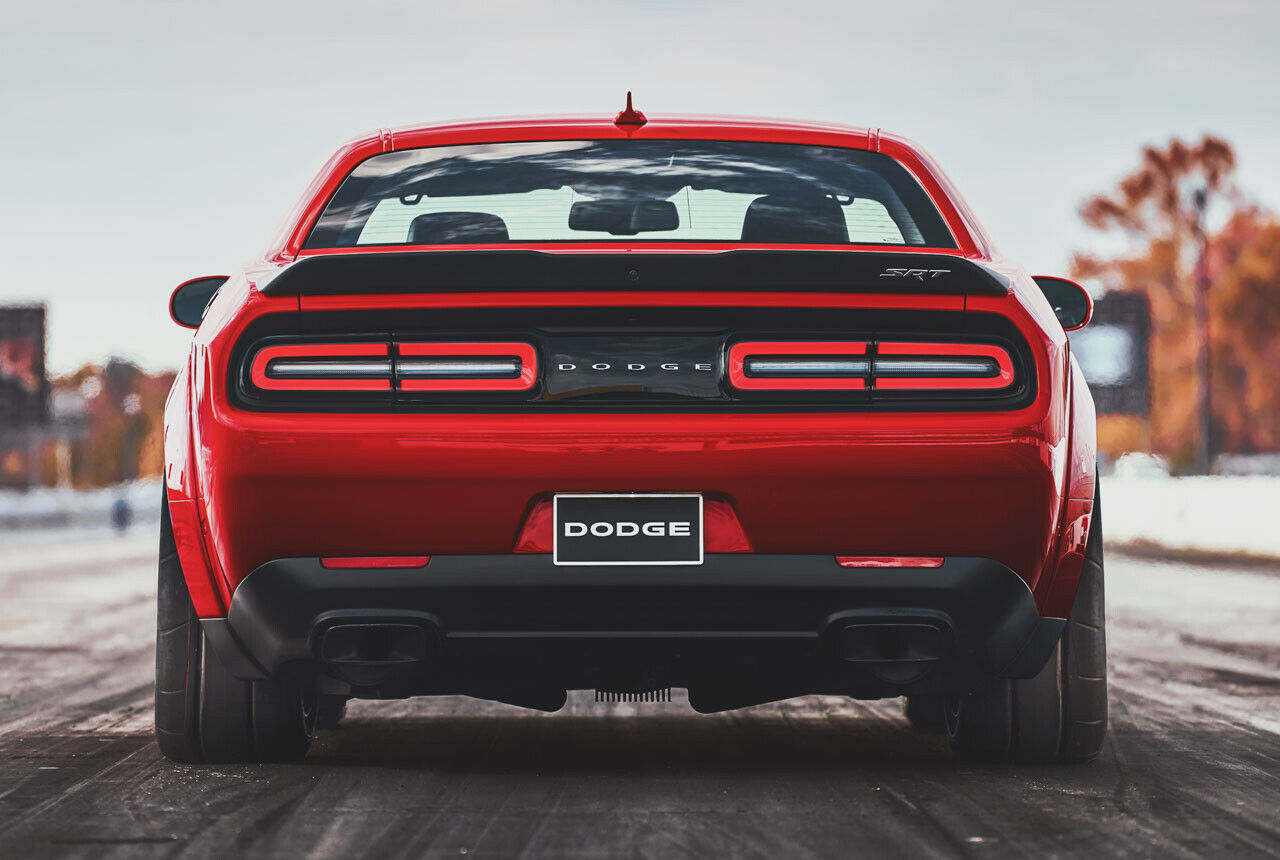 In den USA darf der Demon auf öffentlichen Straßen fahren - aber nicht an Viertelmeile-Wettbewerben teilnehmen