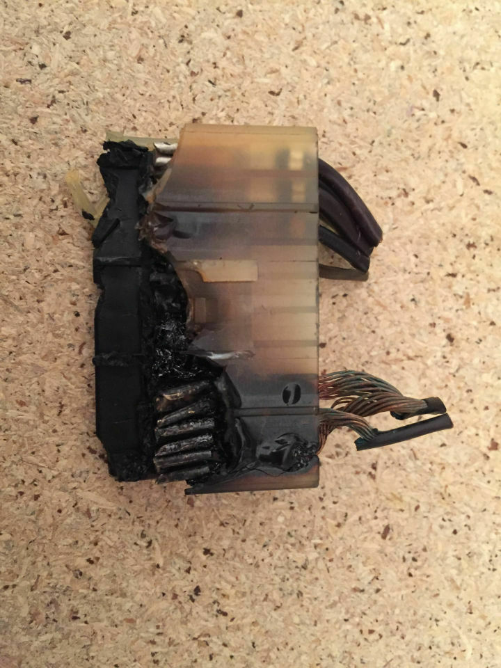 Scheinwerfer funktionieren nicht, Fernlicht schon.