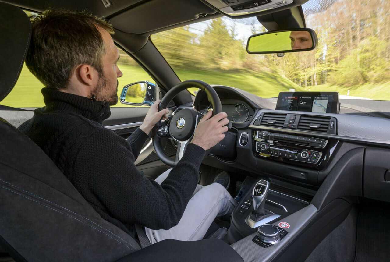 Einer zum Rasen, einer zum Reisen