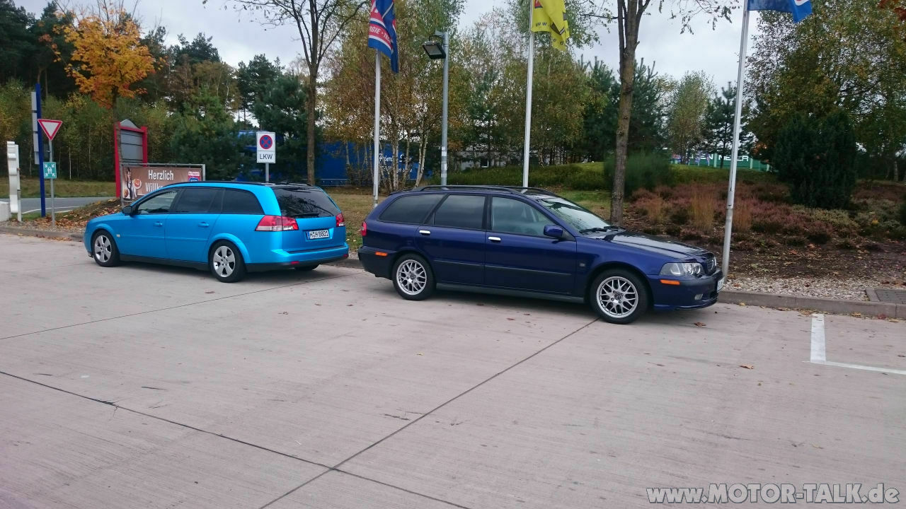 Volvo V40 1 (V/644/645) 2.0 Test