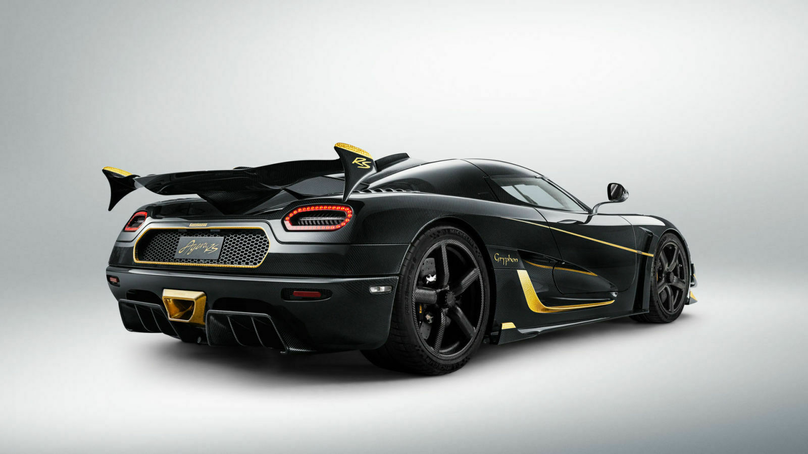 Edelmetall auf Carbon: Der Koenigsegg Agera RS Gryphon ist mit 24-karätigem Gold veredelt