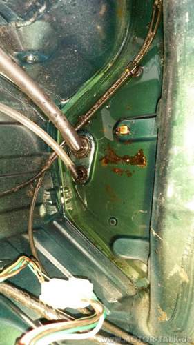 Wasser-fahrerseite-1