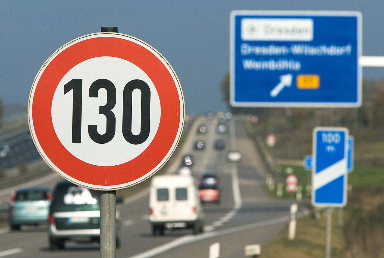 Eine &Uuml;berschreitung der Richtgeschwindigkeit f&uuml;hrt nicht automatisch zu einer erh&ouml;hten Betriebsgefahr