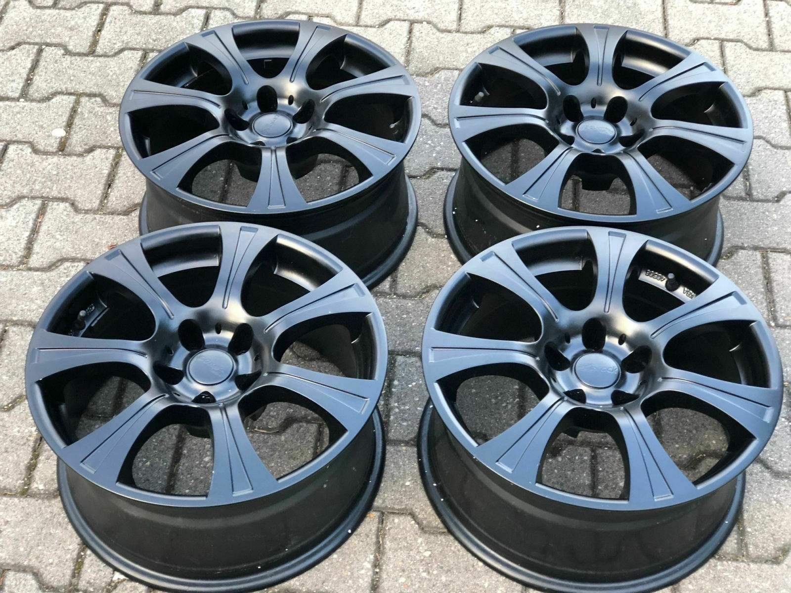 Bild-1 : 4 x BROCK RC15 Felgen schwarz matt 8x17 ET20 / passend für BMW ...
