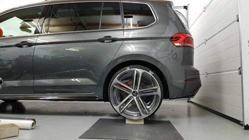 Ultra Wheels UA10.jpg