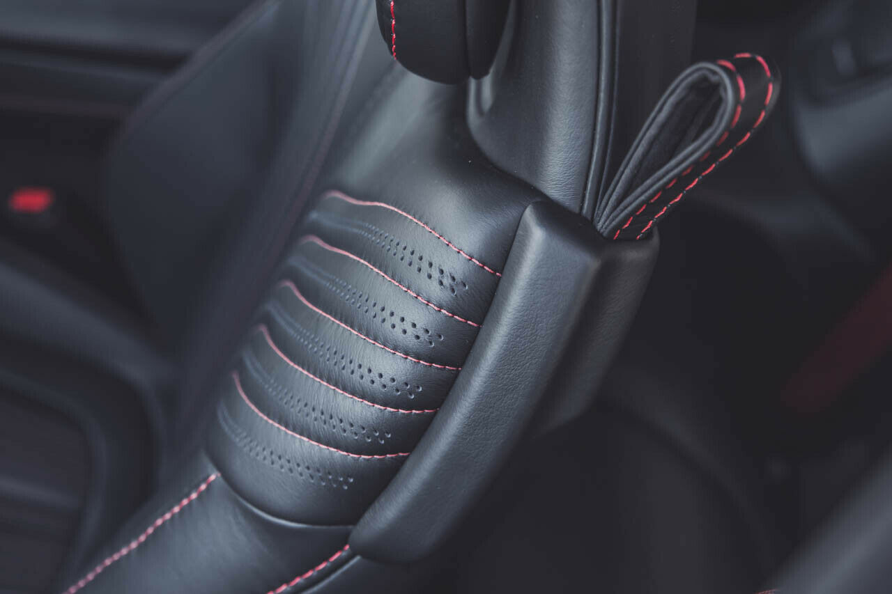 Lochleder und Ziernähte gibt es gegen Aufpreis