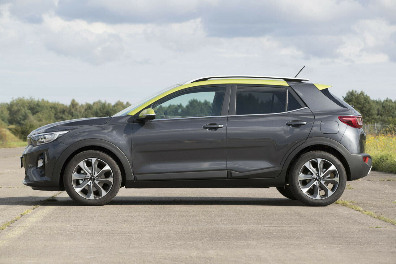 Der Stonic misst 4,14 Meter in der Länge, das kompakte Maß liegt genau im Segment-Standard