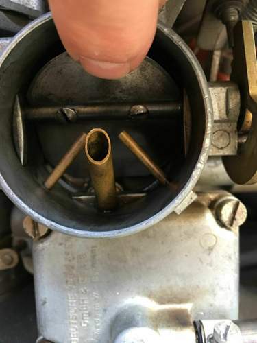 Maximale Oeffnung wenn der Stoessel von Hand betaetigt wird.jpg