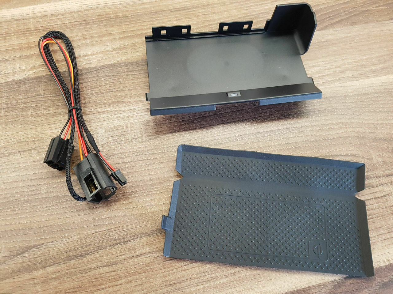 Induktive Ladeschale