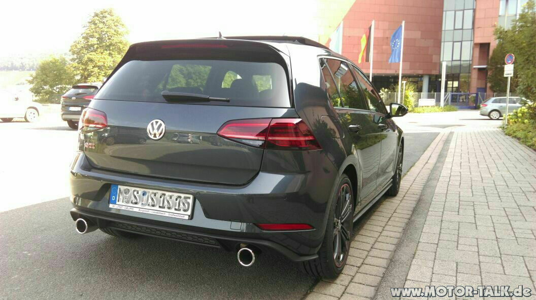 VW Golf 7 (AU/5G) GTI 2.0 TSI Performance Test