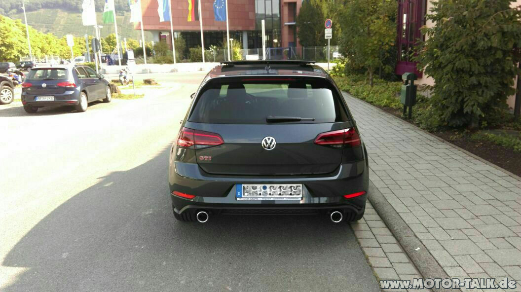 VW Golf 7 (AU/5G) GTI 2.0 TSI Performance Test