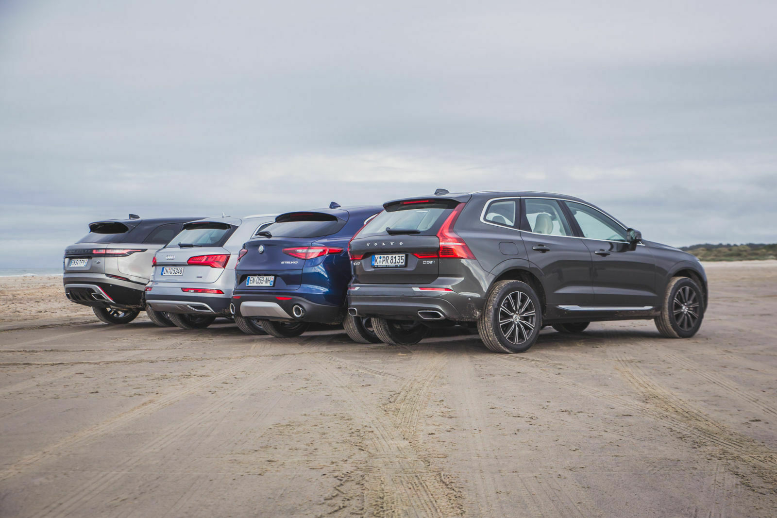 Alle vier SUVs verfügen über recht schräge Heckscheiben, um ein wenig Dynamik zu verströmen