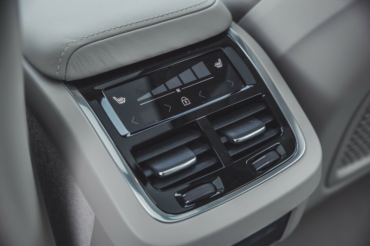 Vierzonen-Klimaautomatik und Sitzheizung für hinten bietet Volvo im XC60 an