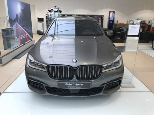 7er in Magellangrau.jpg