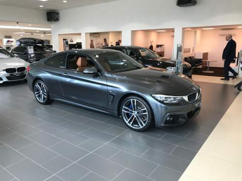 4er in Mineralgrau.jpg