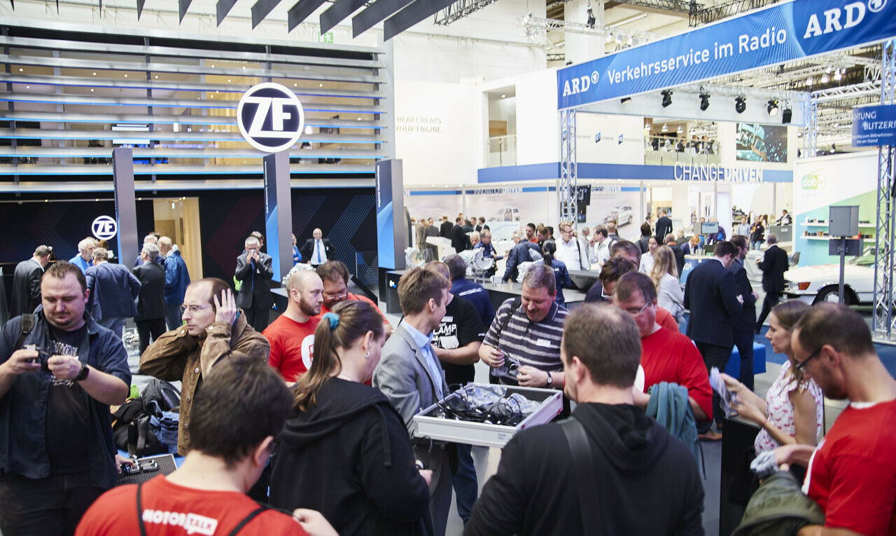 Bei ZF auf der IAA
