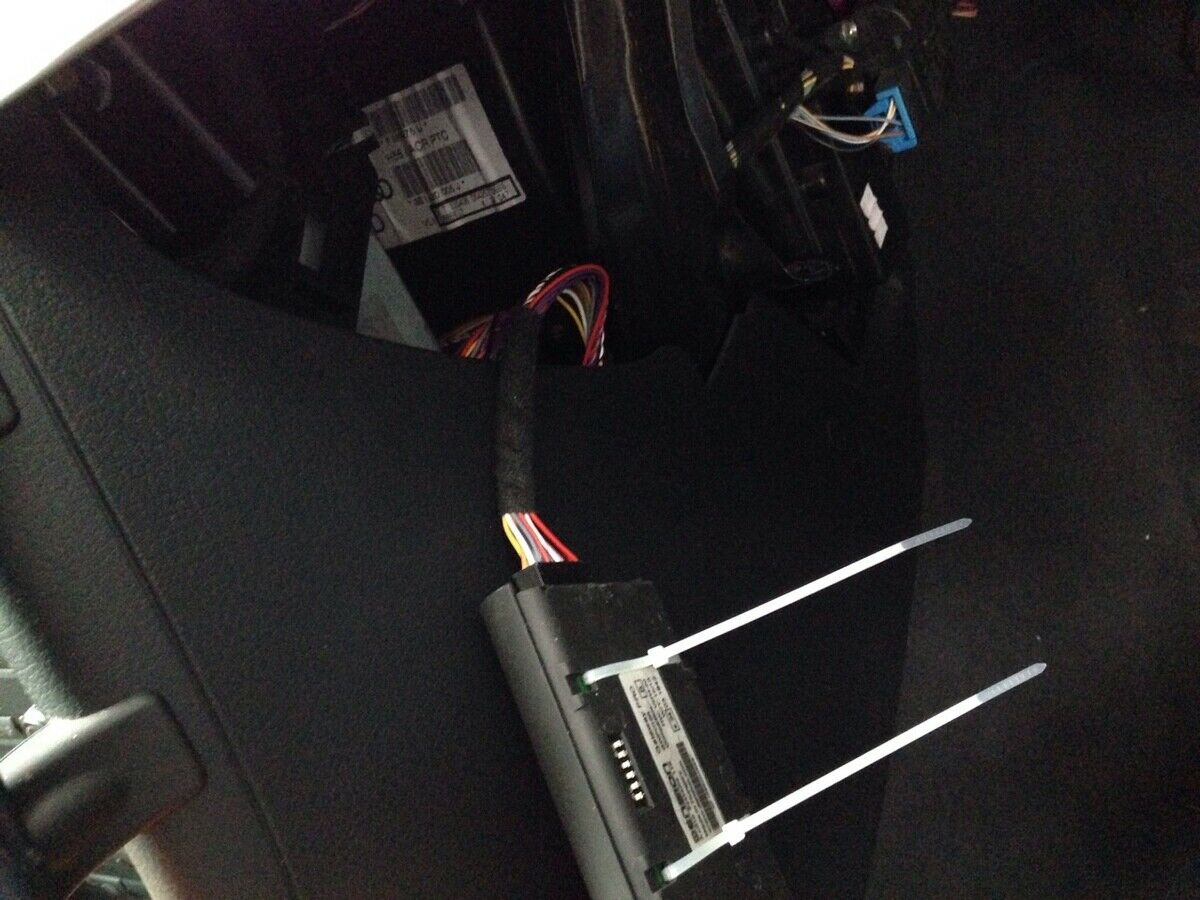 Exeo Concert II kompatibel zum A4 B7 RNS-E (Dension GW Pro BT)