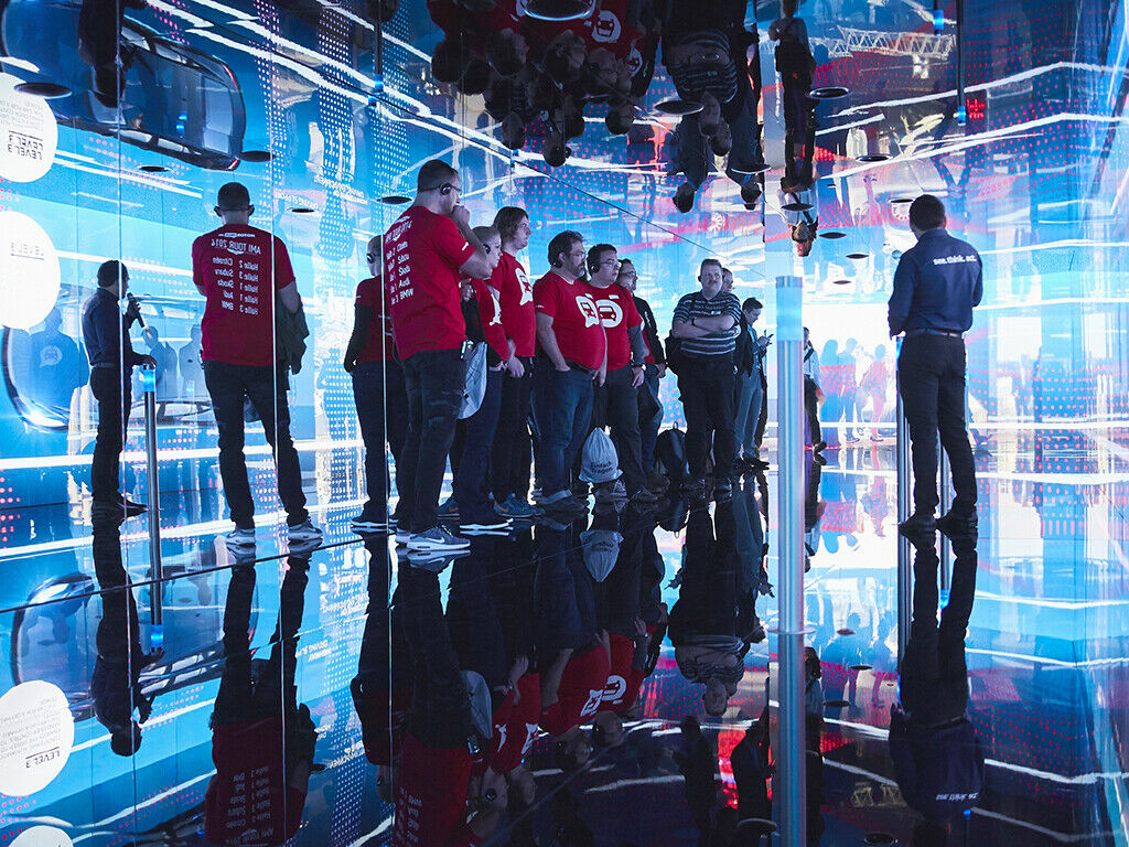 Auf dem Messestand erlebten die MOTOR-TALKer auch die verschiedenen Stufen des autonomen Fahrens