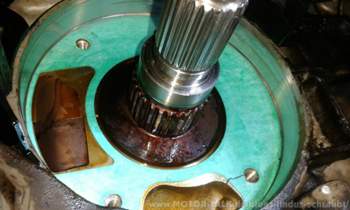 KW mit Macke auf Stirnfläche