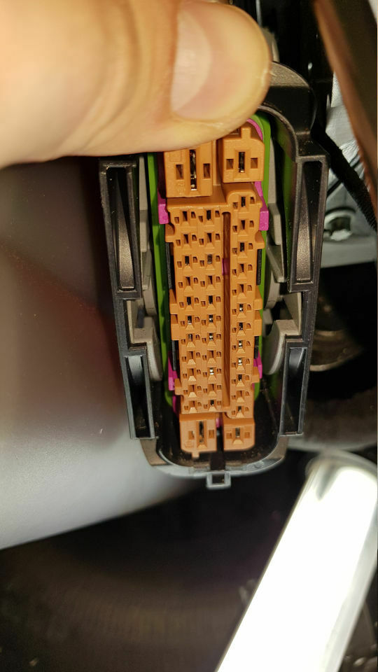 Berganfahrassistent / HillHolder nachrüsten im A4 A5 8k/8T