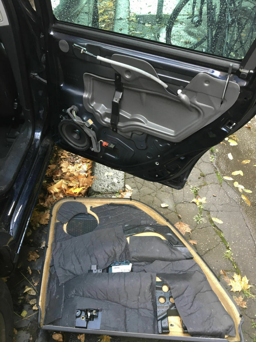 V70 II, Innengeräusche je nach Strassenbelag sehr laut