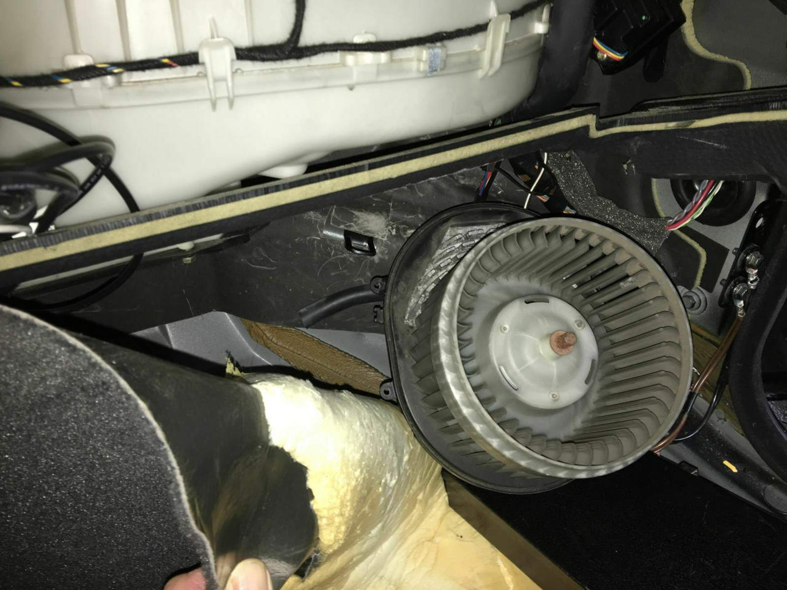 Vent-01 : Lüfter Innenraum ist laut!(Defekt)? : Volvo S60, S80, V70 2 ...