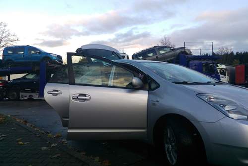 Daniel f&auml;hrt die Ganzjahresreifen mit dem Prius seiner Frau