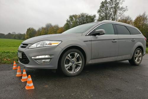 Bremstest: Wie gut schlagen sich die Vector 4Seasons, wenn es nass ist?