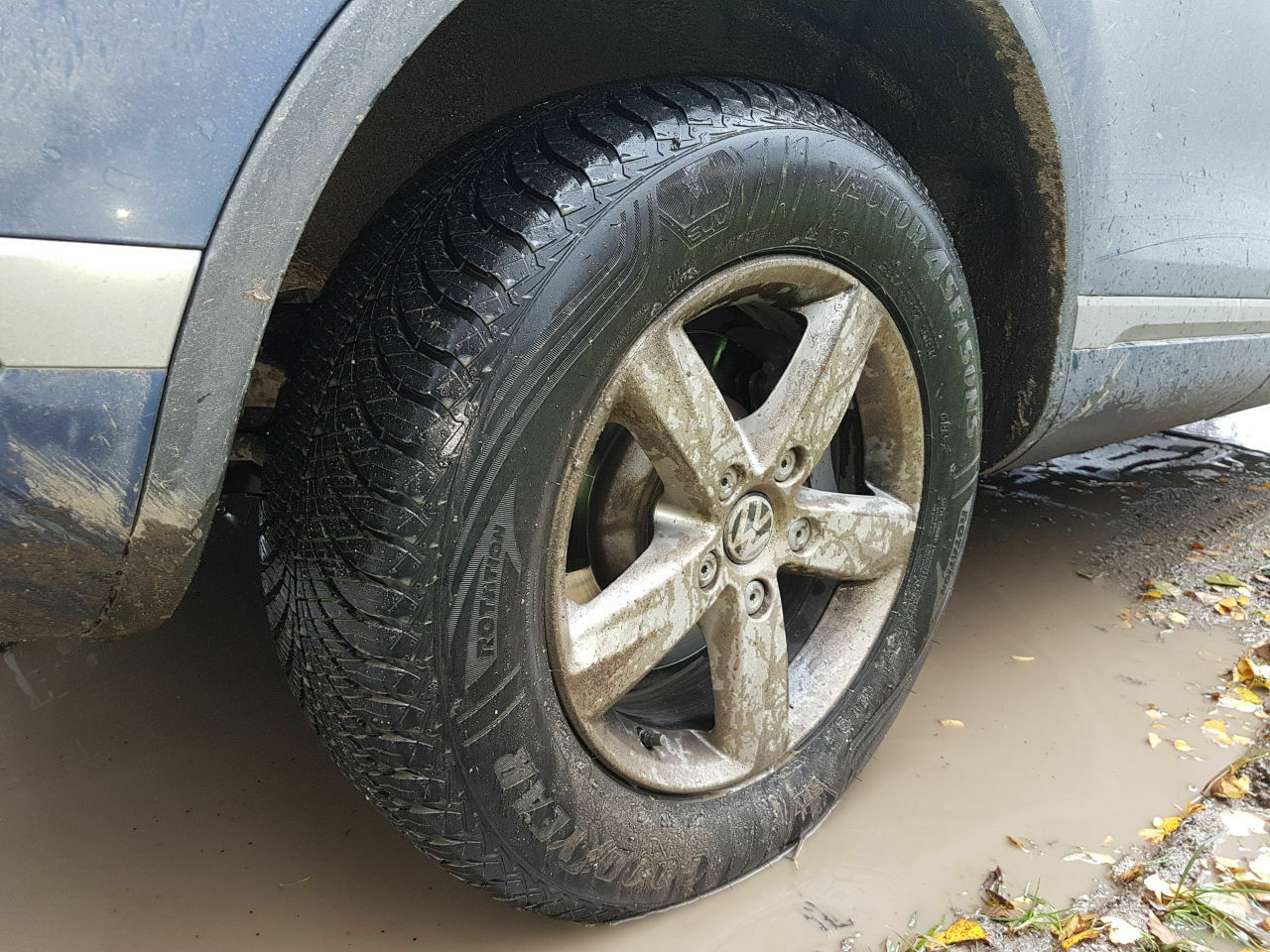 Marcell ist zufrieden mit seinen neuen Ganzjahresreifen