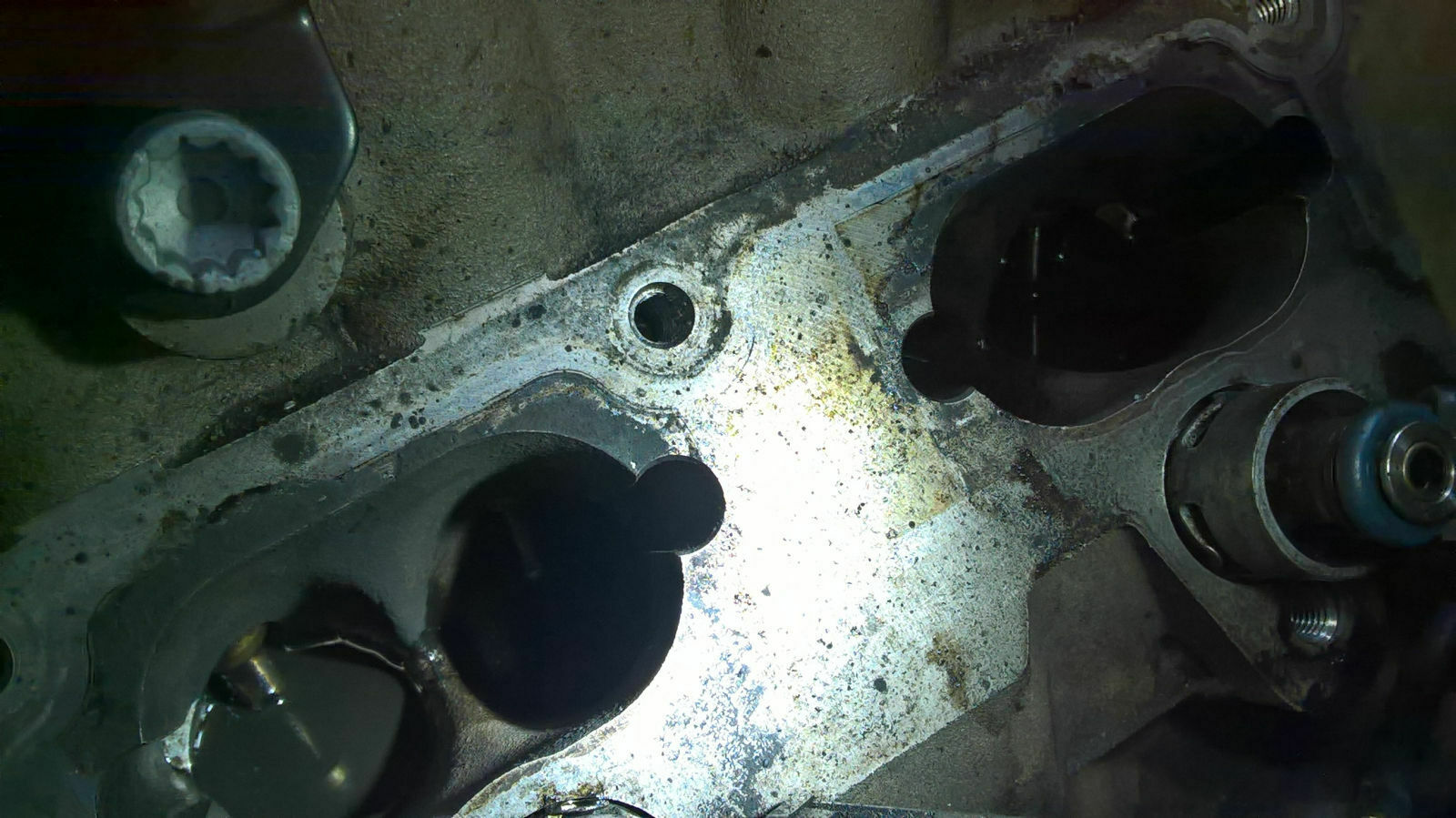 A4 B7 2.0 TFSI BWE - Leerlauf Rucken