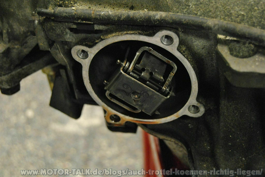 Fliehkraftregler eingebaut