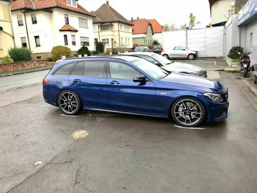 20ea75c0-ee5f-442c-9091-69e751438b0e