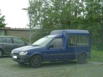 Ford-fiesta-courier-2