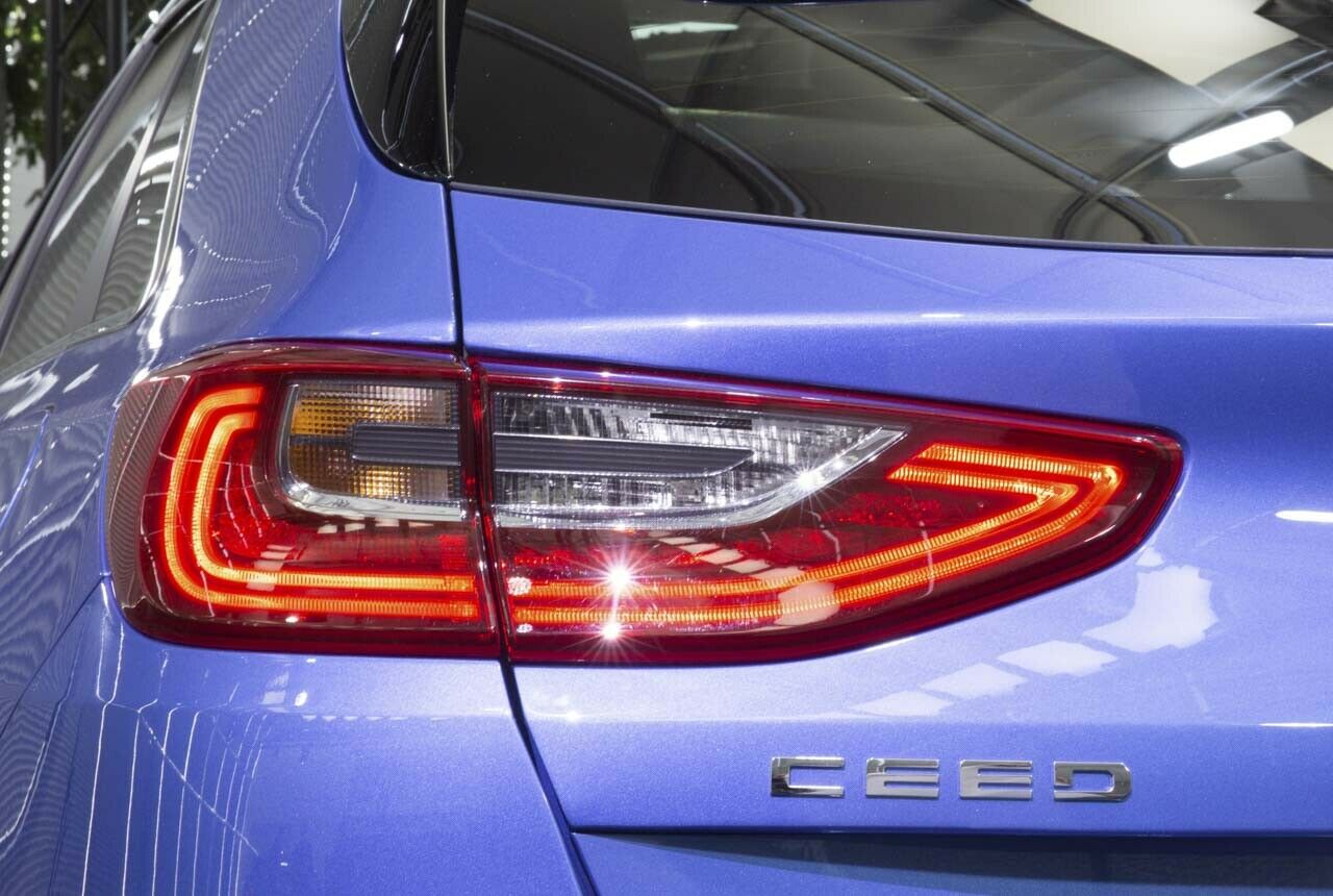 Hinten ist LED beim Kia Ceed immer serienmäßig