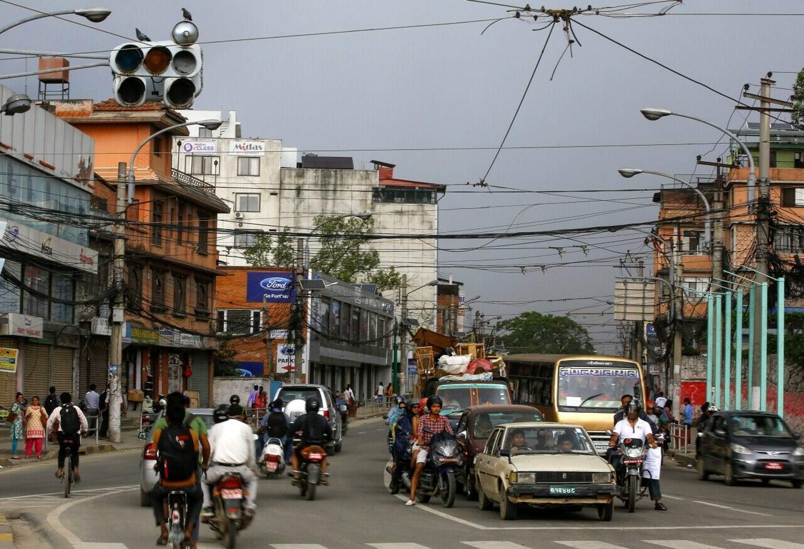 Nepal verbannt alte Autos von den Straßen Auto News