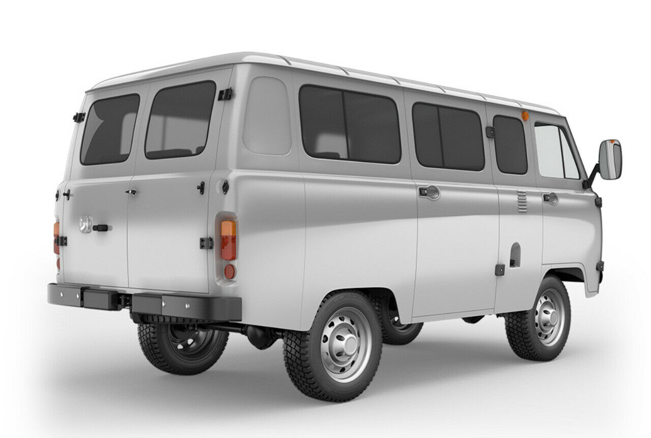 Der 4,360 Meter lange UAZ 452 "Bukhanka" hat Platz für bis zu 10 Personen