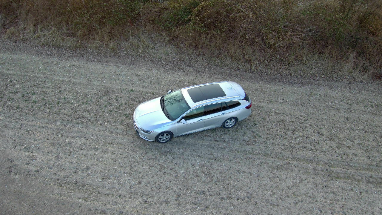 Zeigt her euren Insignia B