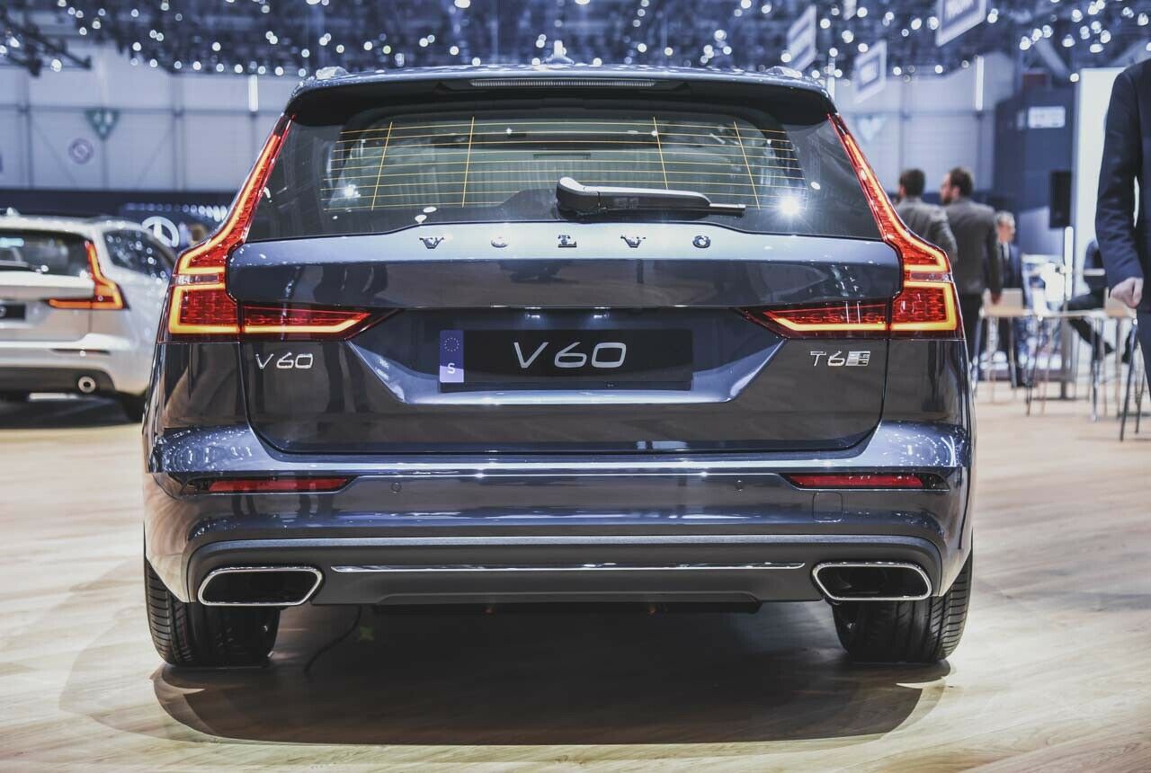 Der Volvo V60 kann 529 Liter einladen, bei umgelegter Rückbank sind es 1.441 Liter