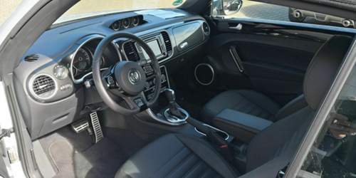 20871502-bd7c-49e0-8094-962d8e2c6303