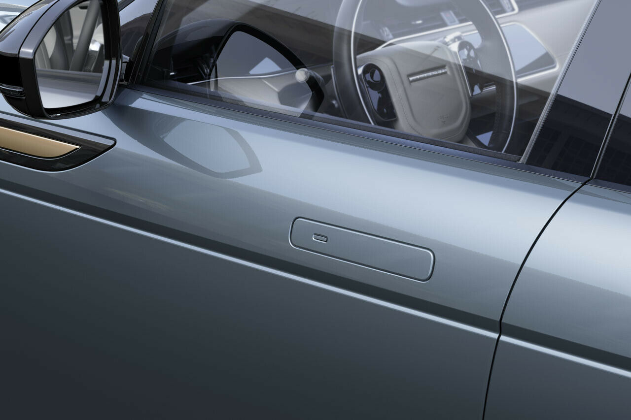 Kennen wir vom Velar: Türgriffe, die sich in die Türbleche zurückziehen