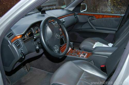 205815111-w988-h657-3